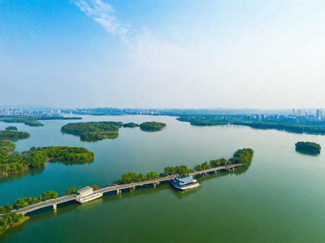 湖州周边有哪些必去的旅游景点推荐？
