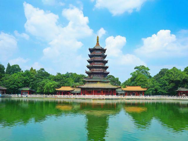 七月份适合哪些旅游景点推荐？
