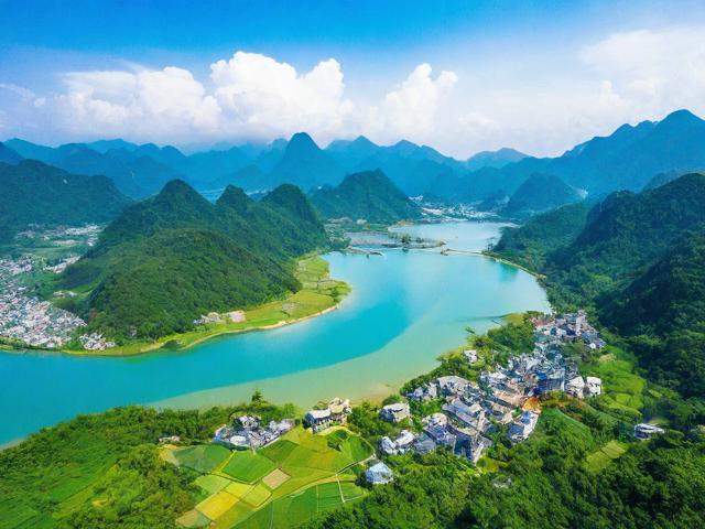 澳门旅游攻略,澳门有哪些必打卡景点和特色美食?