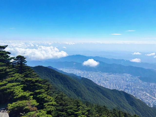峨眉山一日游怎么规划?自由行必看景点路线攻略