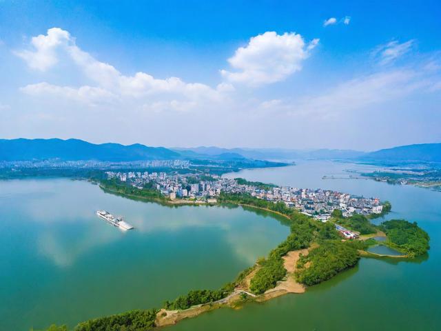 福海旅游攻略,有哪些必游景点和美食推荐?
