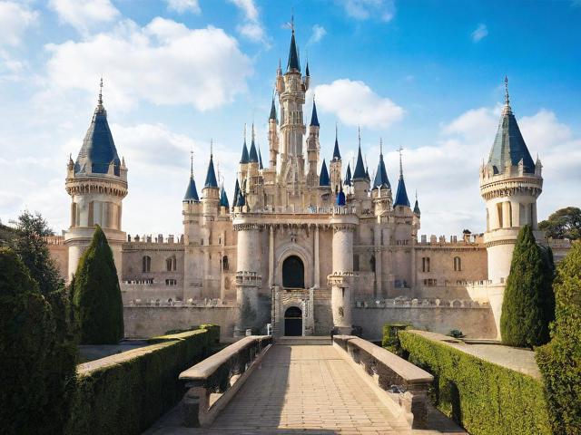 世界著名旅游景点究竟有哪些独特魅力吸引游客?