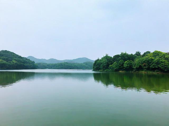 湖州旅行攻略,有哪些必游景点和美食推荐?