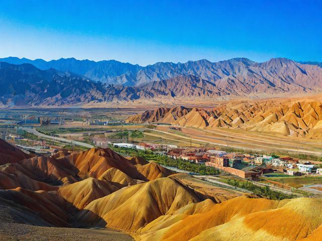 临夏附近的旅游景点，临夏附近有哪些值得一游的旅游景点？