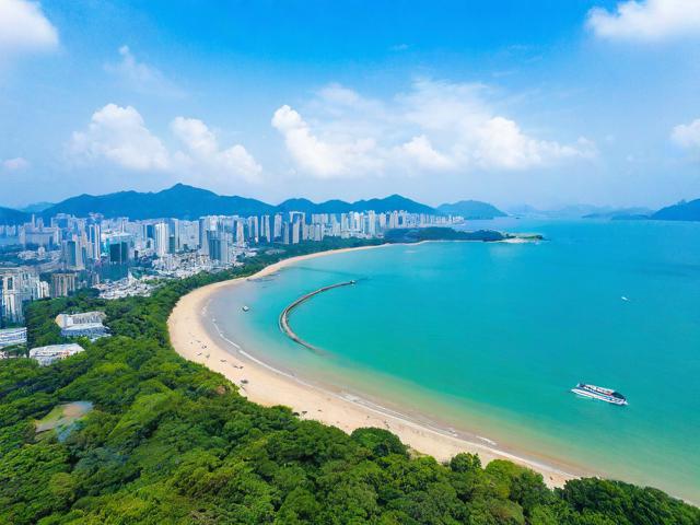 广东旅行有哪些必去景点和美食推荐?