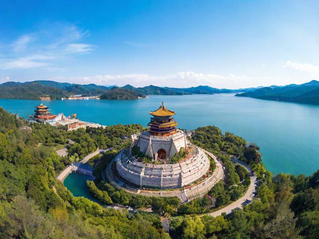 旅游景点免费,旅游景点免费,背后有何深意?