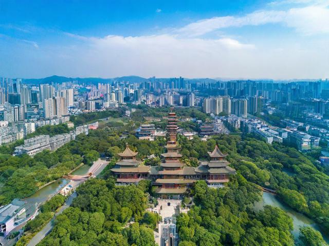 成都附近有哪些值得一游的旅游景点？