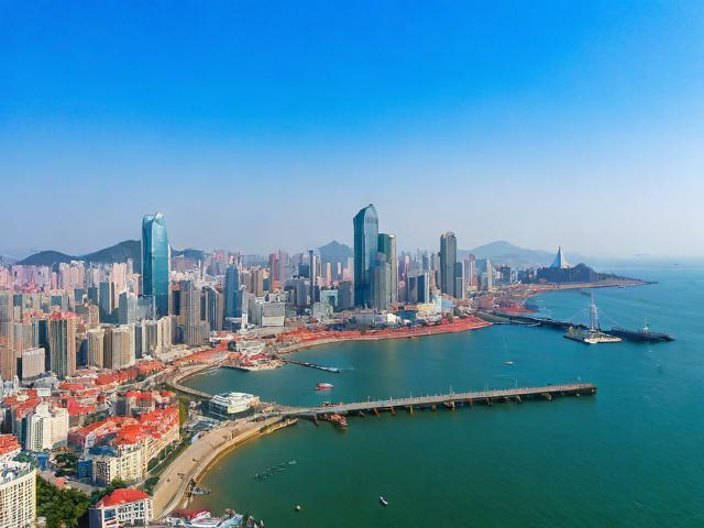 大连旅游全攻略,有哪些必去景点和美食推荐?