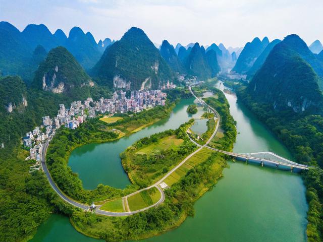 贵州旅游路线推荐包含哪些必玩景点?