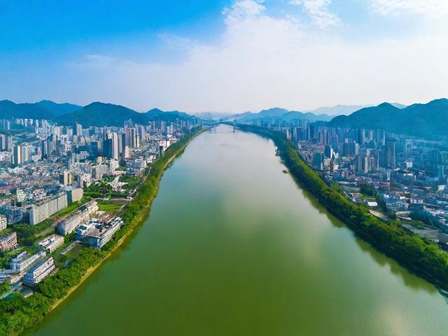 兰溪旅游攻略,有哪些必去景点和美食推荐?