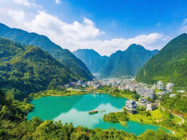 四川风景区旅游景点，四川风景区有哪些不可错过的旅游景点？
