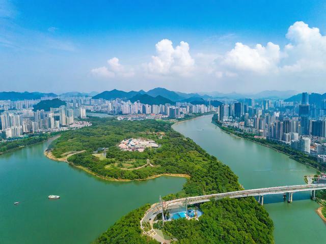 肇庆旅游景点大全中,哪个景点最值得一游?