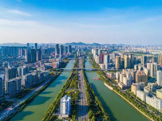 辽宁丹东,有哪些必去的旅游景点?,丹东旅游,哪些景点值得一去?,探寻丹东,不可错过的旅游景点有哪些?