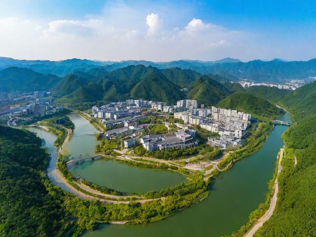 镇平县周边有哪些好玩的旅游景点推荐?