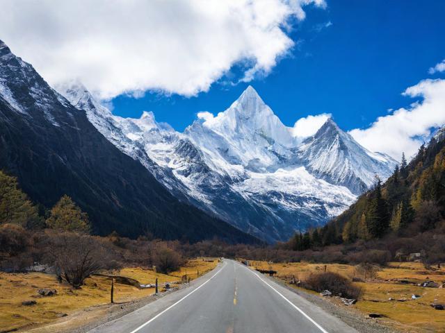 四姑娘山自驾游，有哪些不可错过的路线和美景？