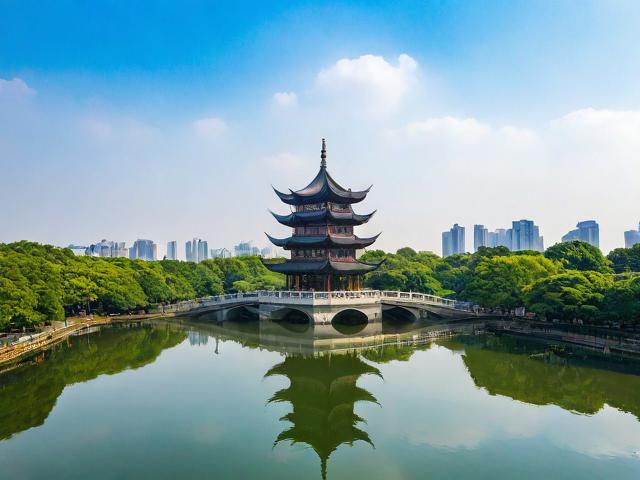 杭州旅游必去景点有哪些,求一份详细攻略?