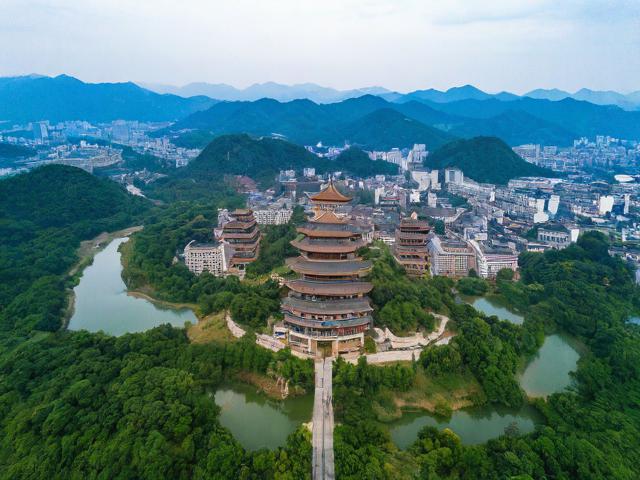 江西有什么旅游景点，江西有哪些值得一游的旅游景点？