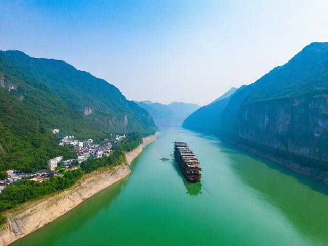 清江是哪个地方的旅游景点？