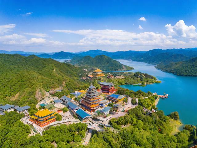 有哪些有特色的旅游景点值得一游?