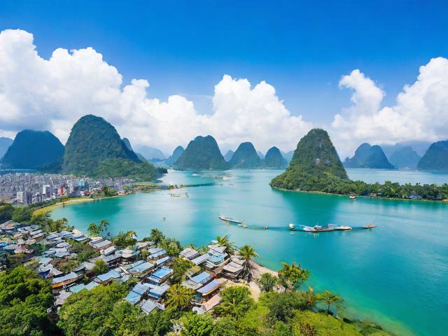 瑞丽有哪些必去景点和美食推荐?游玩攻略全解析!