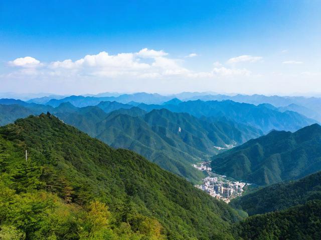 清凉山风景区周边有哪些旅游景点？