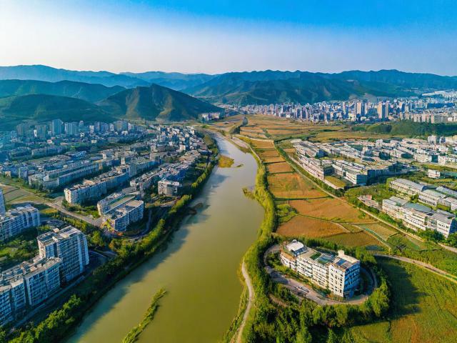 和政县有哪些不容错过的旅游景点?