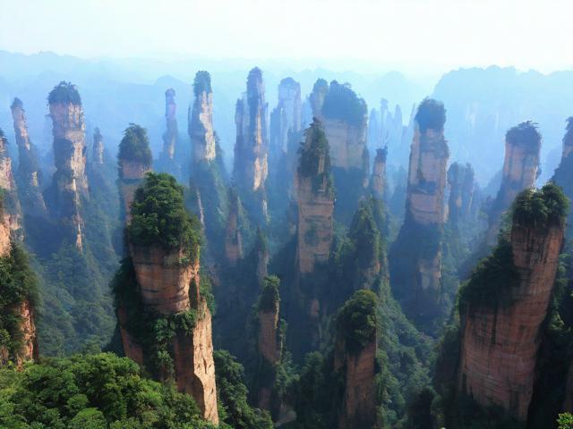 张家界有哪些旅游景点，张家界的旅游胜地有哪些值得一游的地方？