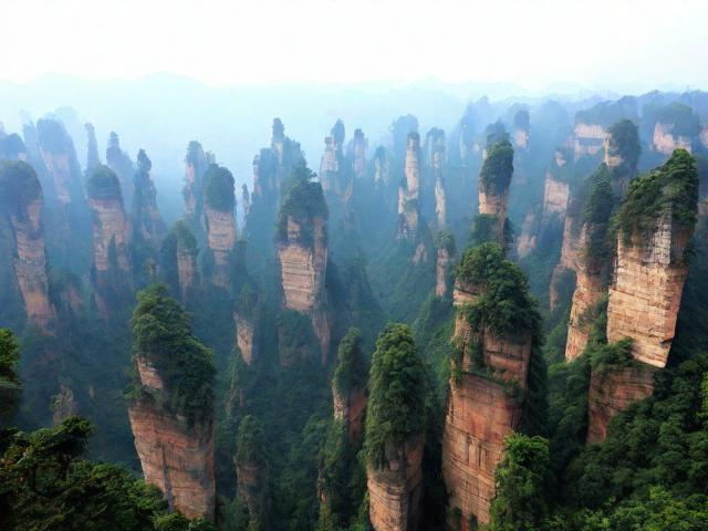 张家界有哪些旅游景点,张家界的旅游胜地有哪些值得一游的地方?