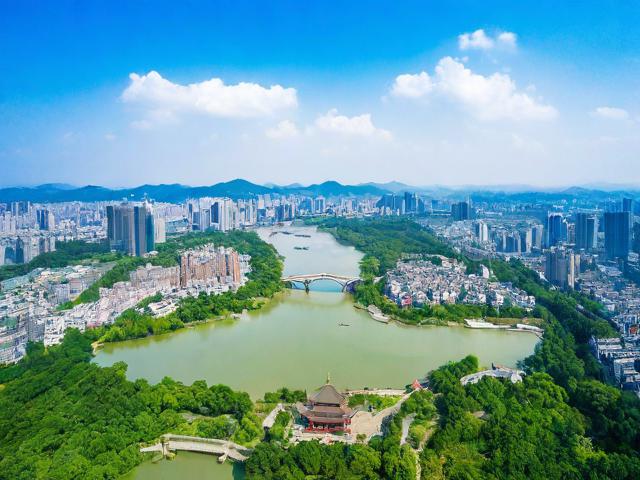 浙江旅游全攻略，哪些景点不容错过？