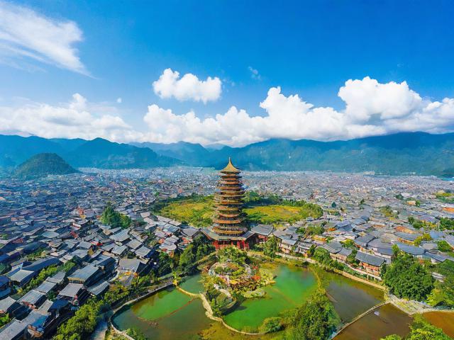 云南瑞丽有哪些值得一游的旅游景点?