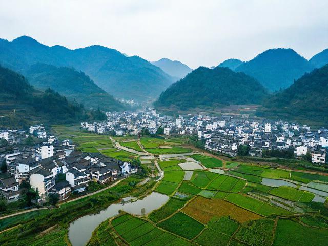 容县黎村有哪些必去旅游景点推荐？