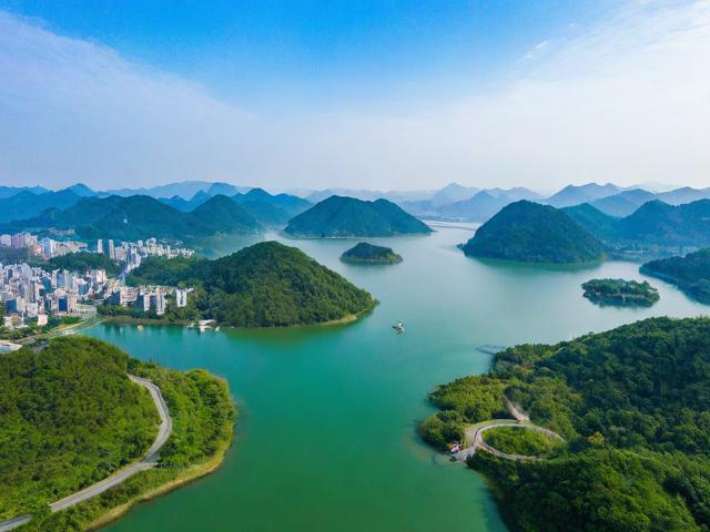 江西旅游景点介绍,江西有哪些值得一游的旅游景点?