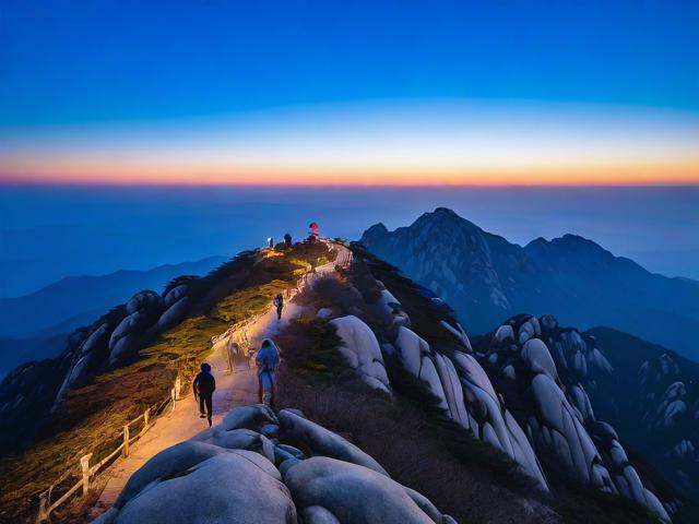 夜爬泰山有哪些注意事项?