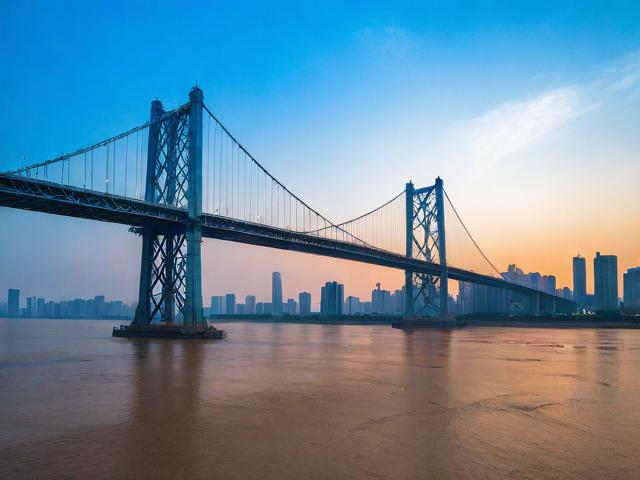 南京长江大桥旅游攻略,这座桥有何独特魅力,怎样游玩最佳?