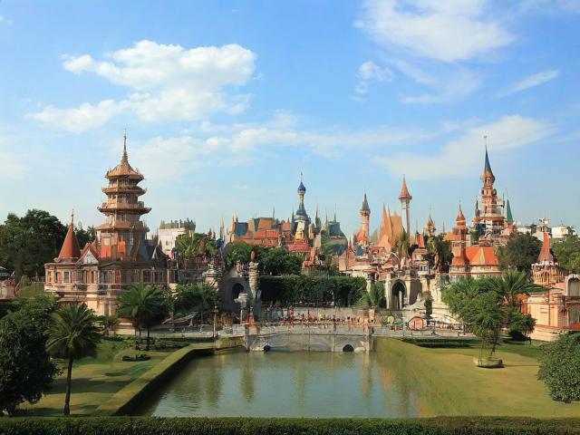 最近有哪些值得一游的旅游景点?