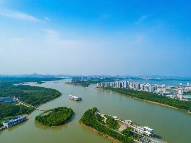 崇明岛有哪些不可错过的旅游景点和活动?