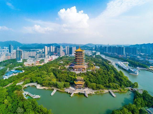 赣州市旅游景点，赣州市有哪些不容错过的旅游景点？