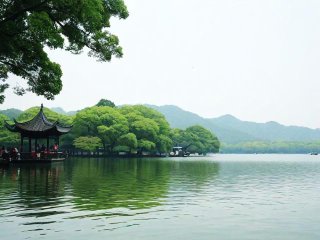 杭州西湖游,哪些景点不容错过?