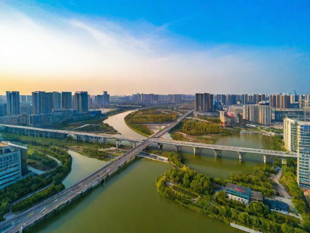 新乡旅游攻略,有哪些必去景点和美食推荐?