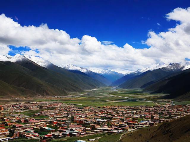 玛曲县旅游景点,玛曲县有哪些值得一游的旅游景点?