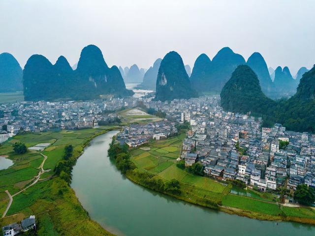 广西南丹月里镇有什么旅游景点？
