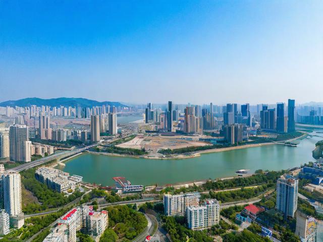 一、针对景点特色类,平度旅游景点中,哪处的自然风光最令人陶醉?,平度旅游景点里,哪个地方的文化底蕴最为深厚?,平度旅游景点中,哪一处的独特风情最让人难忘?,二、关于游玩体验类,在平度旅游景点游玩,怎样安排能尽享其魅力?,平度旅游景点众多,去哪儿玩才能收获独特体验?,游玩平度旅游景点,如何避开人流又能赏到美景?,三、从游客角度出发类,作为游客,去平度旅游景点首选哪里比较好?,游客初到平度,哪些旅游景点不容错过呢?,对于外地游客,平度哪个旅游景点最具吸引力?