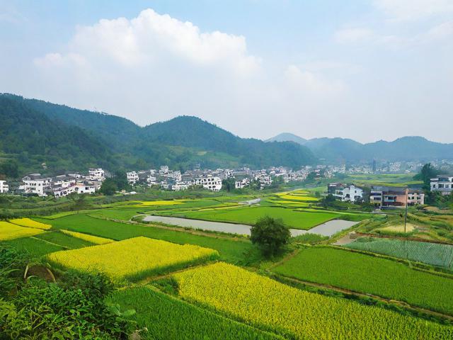中国农村第一个旅游景点叫什么?