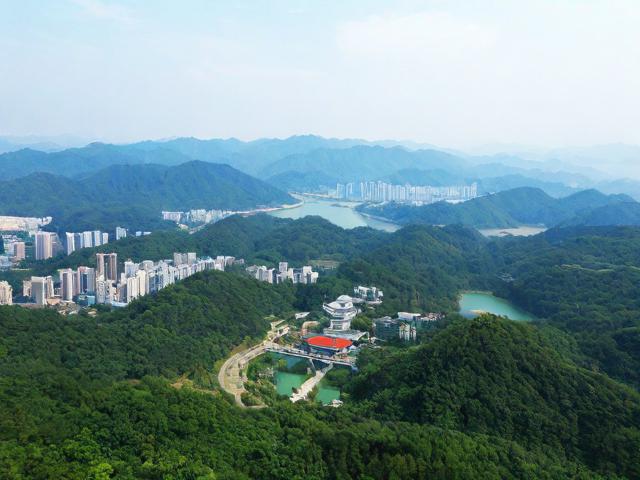 通山旅游景点有哪些?这份大全告诉你!