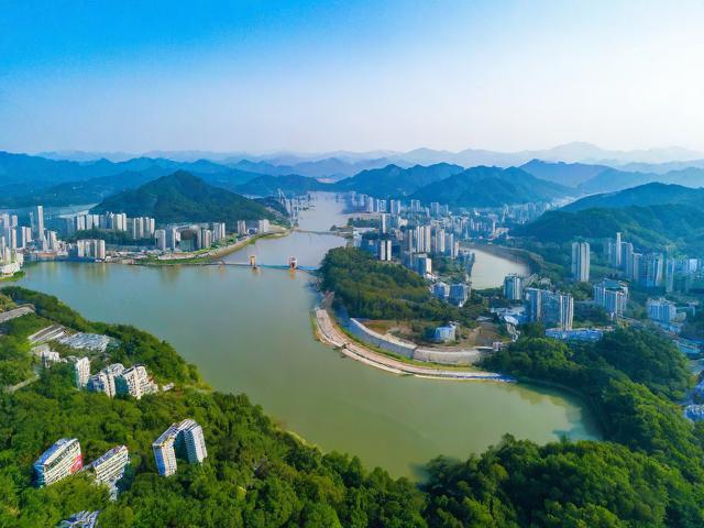 通山旅游景点有哪些?这份大全告诉你!