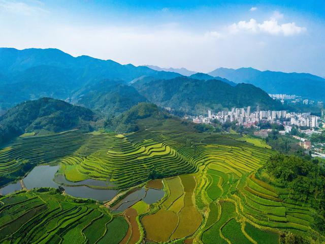 文山市有哪些值得一游的旅游景点？