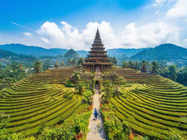 德宏有哪些值得一游的热门旅游景点?
