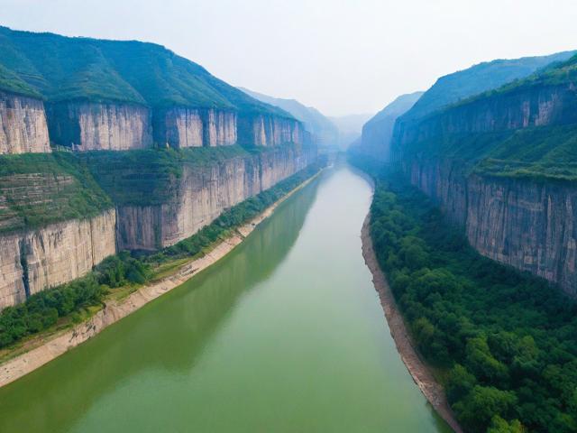 乡宁旅游景点老板名字叫什么?