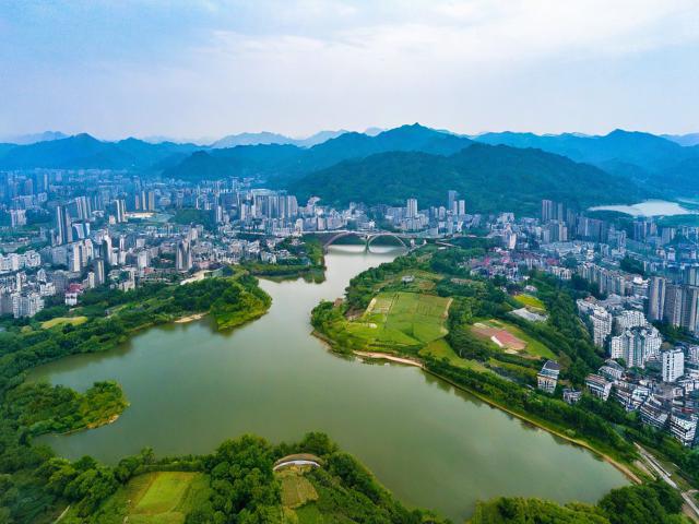 怀化周边有哪些不容错过的旅游景点?