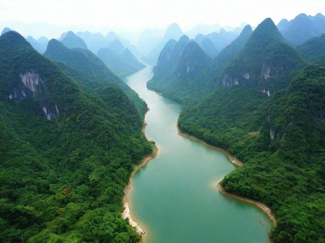 金丝洞附近有哪些值得一游的景区和旅游景点?